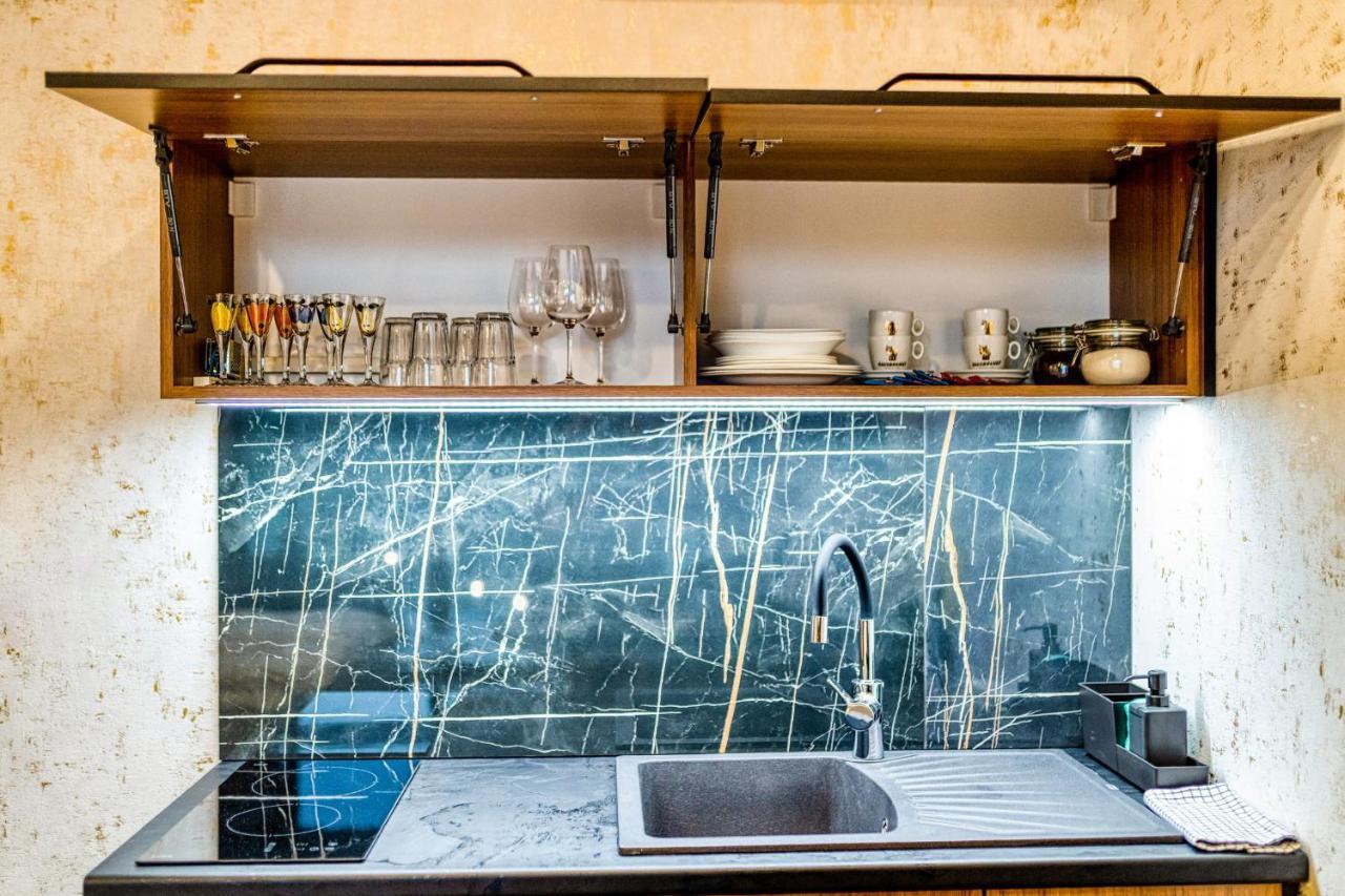 Apartmani Tiske Noci Bečej Exteriör bild